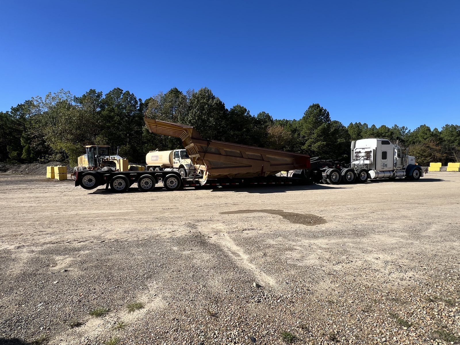 Wheel Loader Heavy Haul Loading